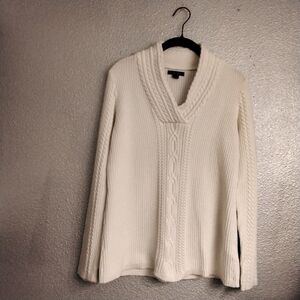 Nautica Cable Knit       V-Neck Women's Sweater